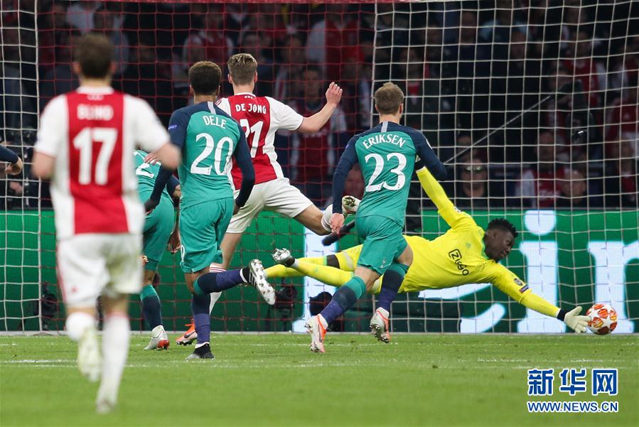 上的表现 上的表现